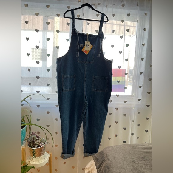 Lucy and Yak Dungaroos - Picture 1 of 3